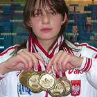 Wywalczyła pięć złotych medali.